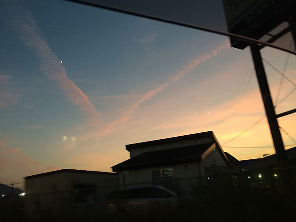 飛行機雲 飛行機雲