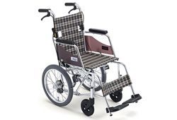 介助式室内用車椅子