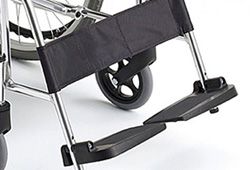 車椅子のフットレストの高さイメージ