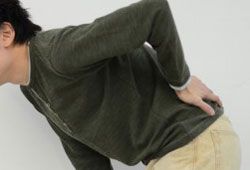 腰などの痛みのイメージ画像